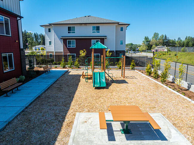 410 Apartments in Beautiful Bonney Lake, Washington photo 4