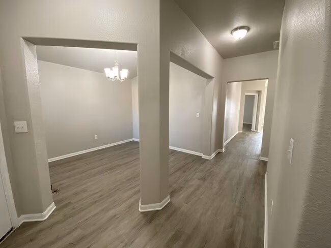 228 Avalanche Ave Georgetown, TX 78626 photo 2
