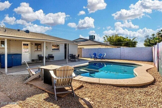 1412 W 7th Pl Tempe, AZ 85281 photo 2