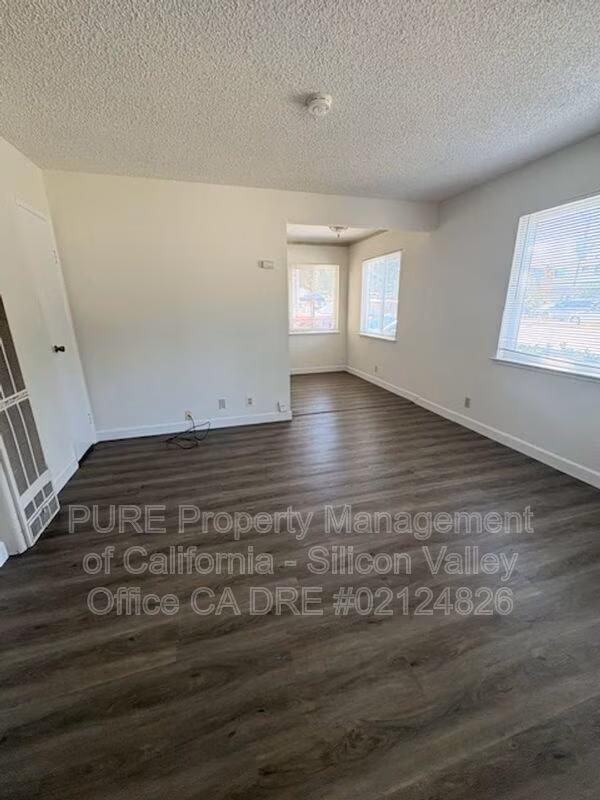 998 College Drive, San Jose, CA 95128 photo 2
