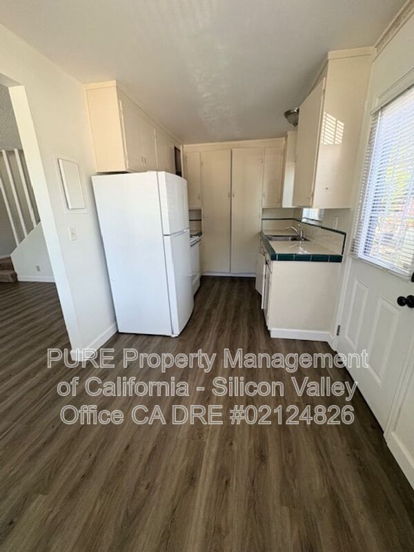998 College Drive, San Jose, CA 95128 photo 4
