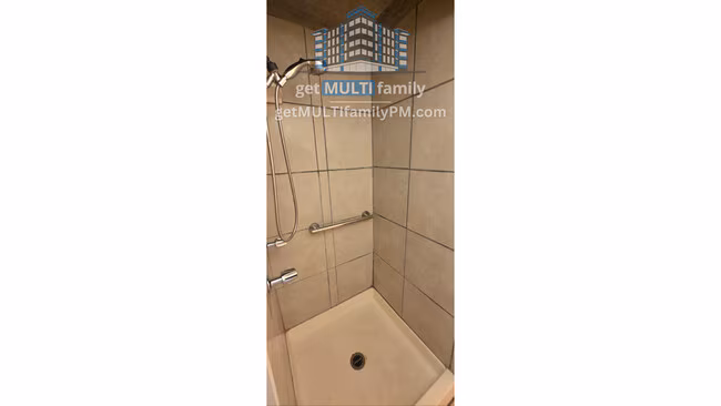 3926 E Earll Dr Phoenix, AZ 85018 photo 5