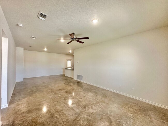 1811 Emma Naylor Ct Harker Heights, TX 76548 photo 4