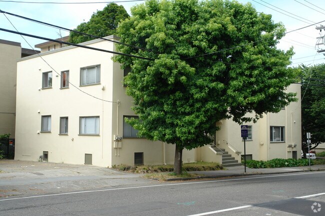 2204 Channing Way, Berkeley, CA 94704 photo 3