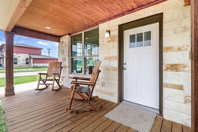 104 Perch Drive, West Tawakoni, TX 75474 photo 2