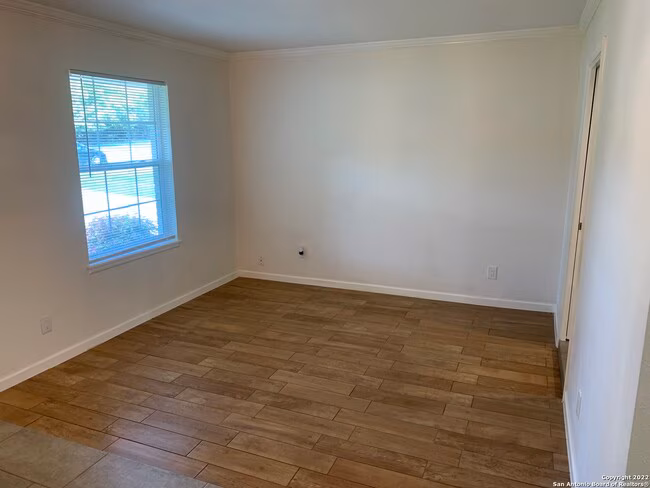7218 Desilu Dr San Antonio, TX 78240 photo 4