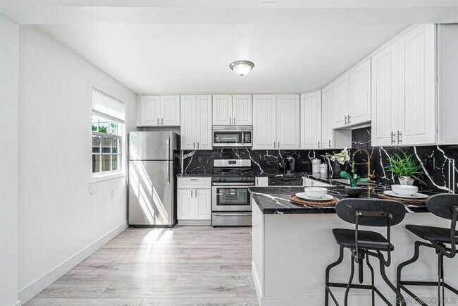4261 33rd St San Diego, CA 92104 photo 4