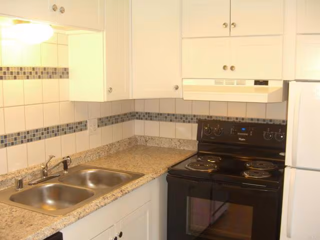 27715 Mountain Meadow Rd Escondido, CA 92026 photo 4