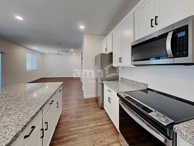 4137 S 105th Dr Tolleson, AZ 85353 photo 5