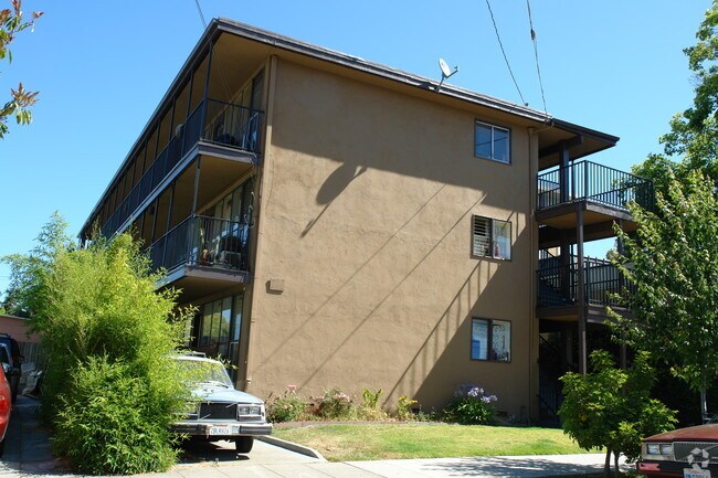 2335 Russell Street, Berkeley, CA 94705 photo 3