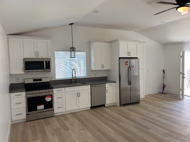 1062 18th St San Diego, CA 92154 photo 4