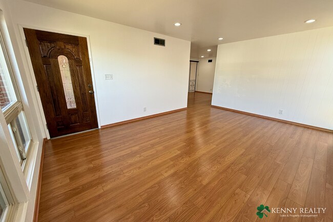 2504 Tipperary Ave South San Francisco, CA 94080 photo 2