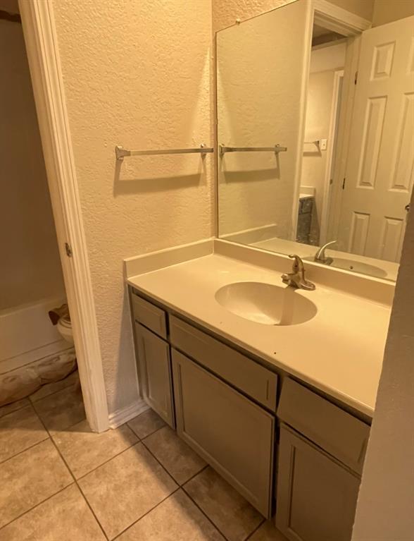 6721 Loma Vista Drive, Fort Worth, TX 76133 photo 4