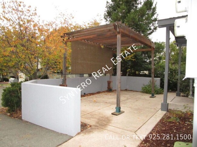 1593 3rd Avenue, Walnut Creek, CA 94597 photo 3