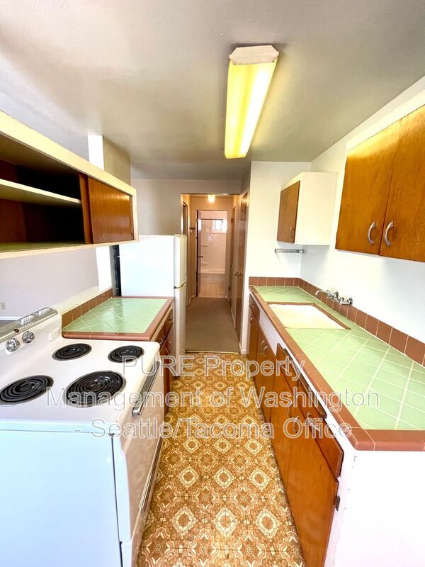 5217 11th Ave NW photo 2
