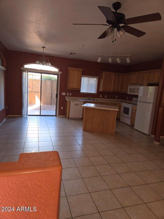 17365 N Cave Creek Rd #119 photo 2