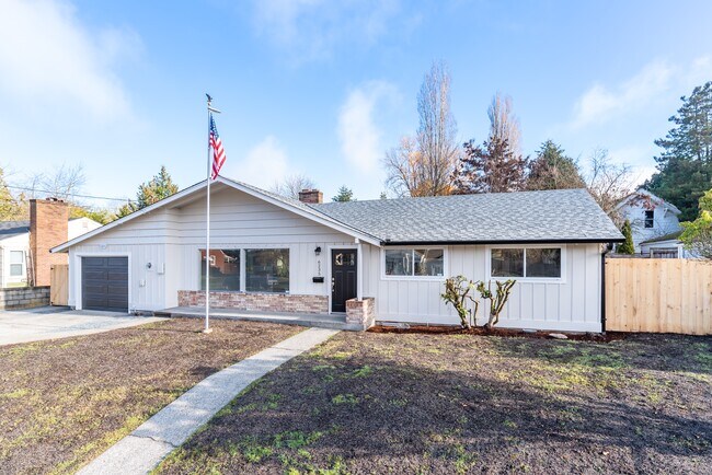 6235 A St Tacoma, WA 98408 photo 3