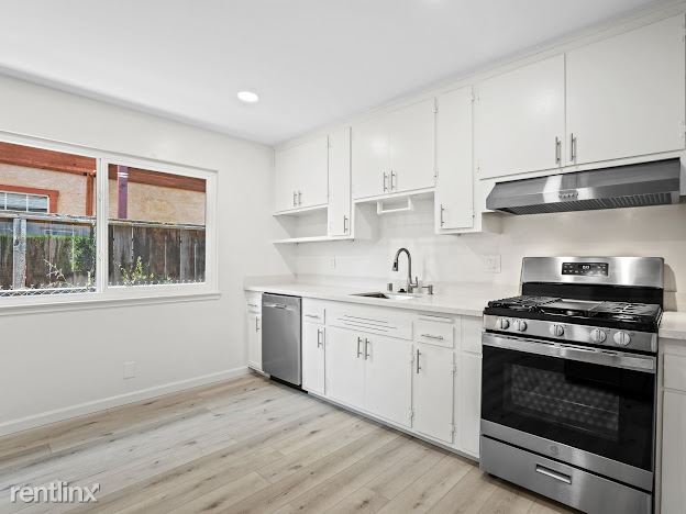 802 Calderon Avenue, Mountain View, CA 94041 photo 2
