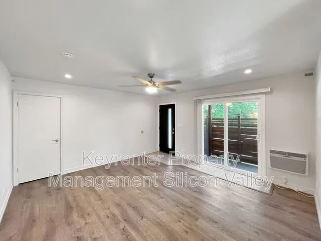 923 Ravenscourt Ave Campbell, CA 95008 photo 4