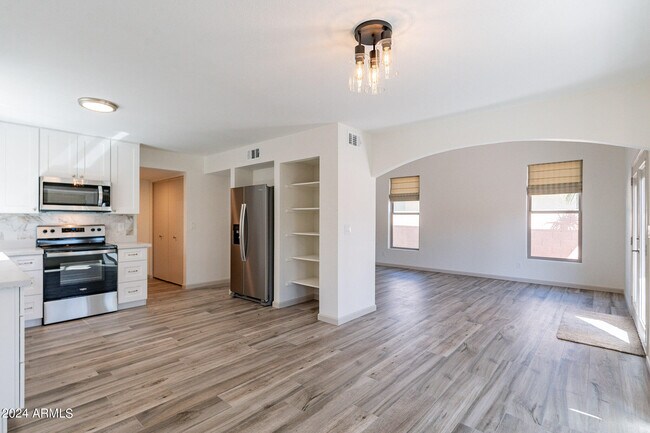4131 E Contessa St Mesa, AZ 85205 photo 5