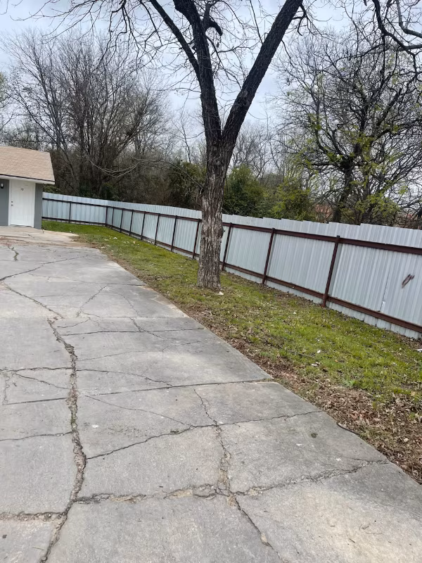 1015 N 14th St Killeen, TX 76541 photo 2