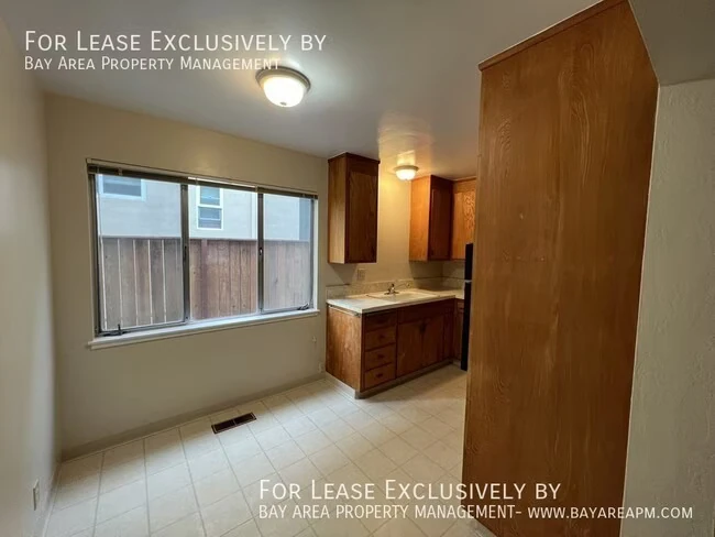 24 Lorton Ave Burlingame, CA 94010 photo 4