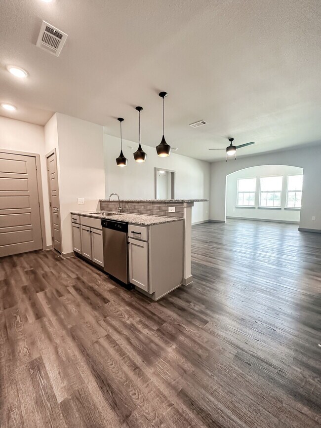 4958 Westing Wy Fort Worth, TX 76106 photo 4