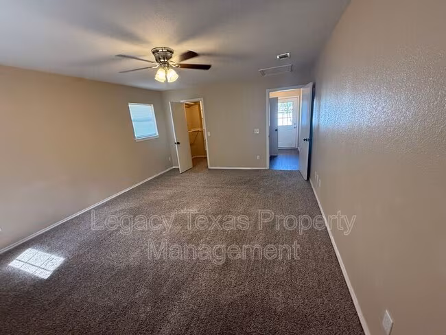 101 Donna St Alvarado, TX 76009 photo 5