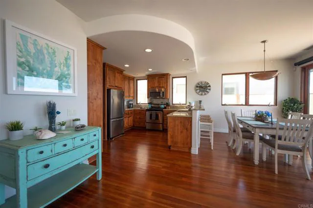 5556 Calumet Ave San Diego, CA 92037 photo 3