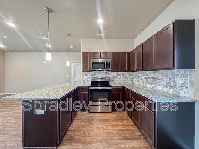 1076B Hibiscus Dr Belton, TX 76513 photo 4