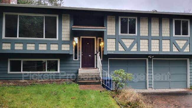 24410 Andorra Ct NE Kingston, WA 98346 photo 2