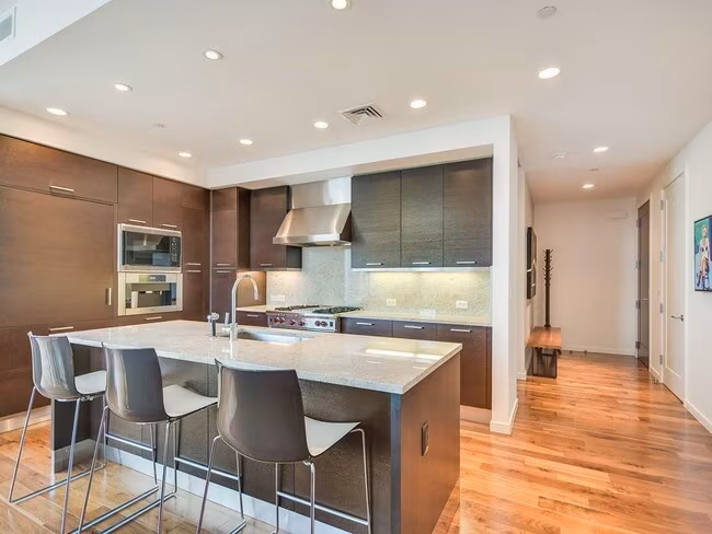 200 Congress Ave. Austin, TX 78701 photo 4