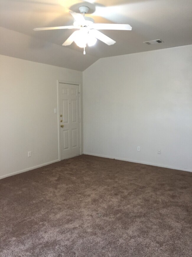 1430 Shoshoni Trail Harker Heights, TX 76548 photo 3
