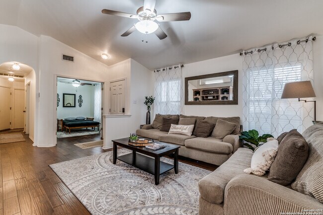 9011 Gill Bridge San Antonio, TX 78254 photo 5