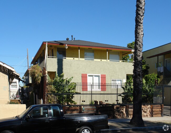 2274 Kearny Avenue, San Diego, CA 92113 photo 4