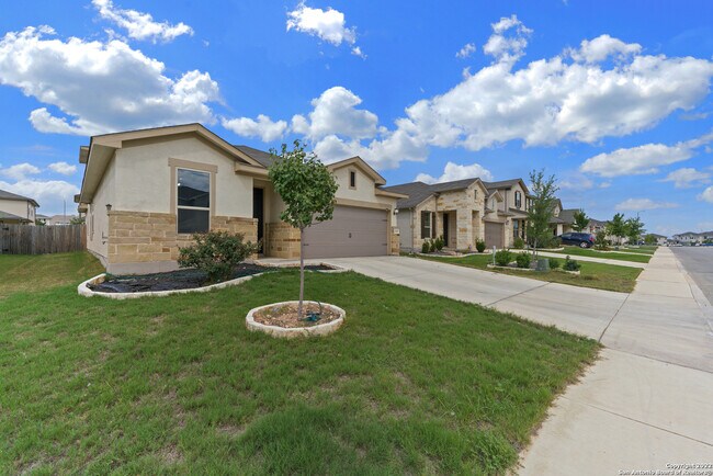 2415 Verona Wy San Antonio, TX 78259 photo 3