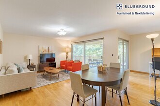 2315 Eastridge Ave Menlo Park, CA 94025 photo 4