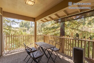 2315 Eastridge Ave Menlo Park, CA 94025 photo 3