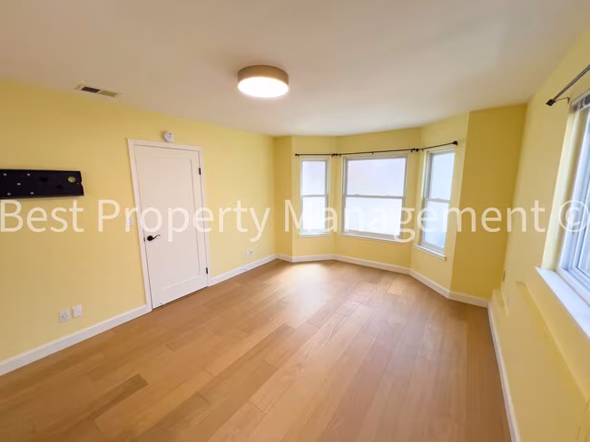 18344 Redwood Road, Castro Valley, CA 94546 photo 2