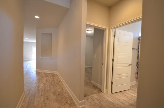 9109 Alex Ln Austin, TX 78744 photo 3