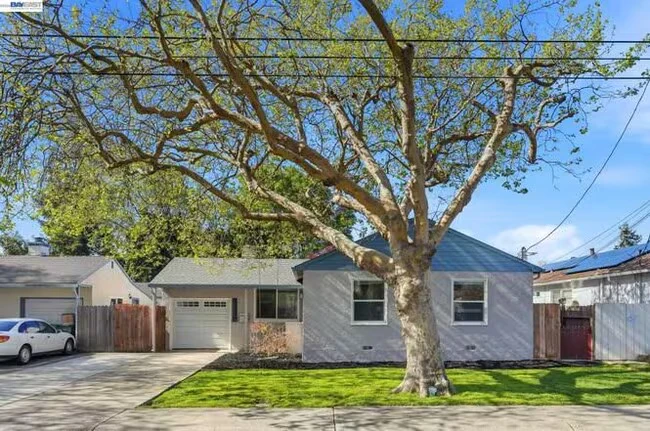 15965 Via Granada San Lorenzo, CA 94580 photo 2
