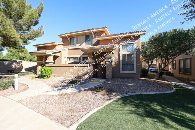 1225 N 36th St Phoenix, AZ 85008 photo 2
