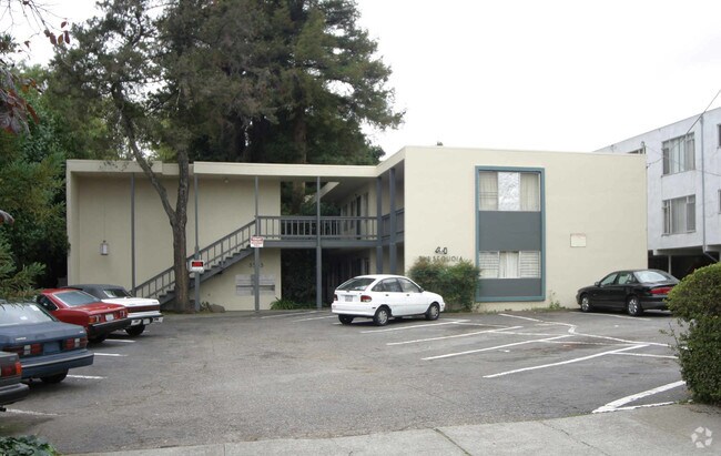 Sequoia Apartments photo 2