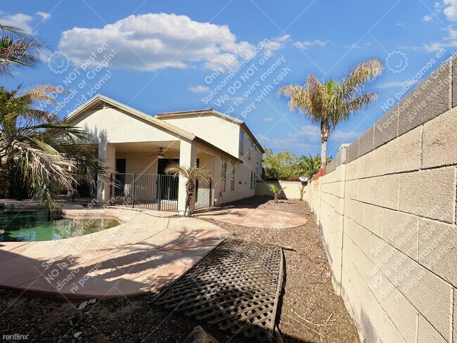 13551 W San Juan Ave photo 5