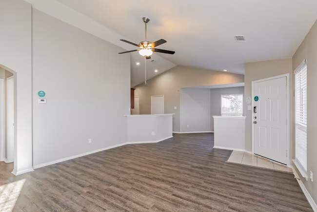 1125 Browntop St Crowley, TX 76036 photo 3
