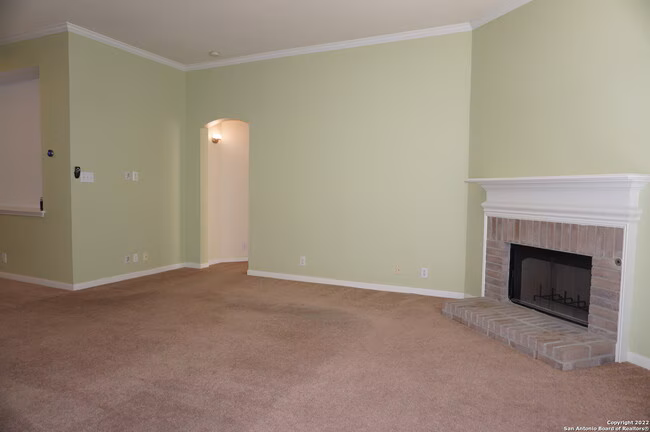 6114 Oakwood Trail San Antonio, TX 78249 photo 5