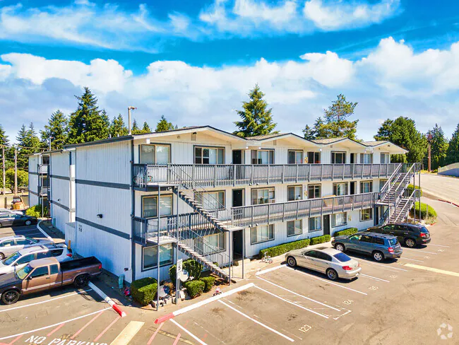 Kentwood Apartments photo 2