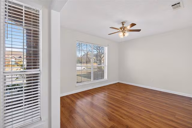 1302 Silver Maple Drive, Carrollton, TX 75007 photo 5