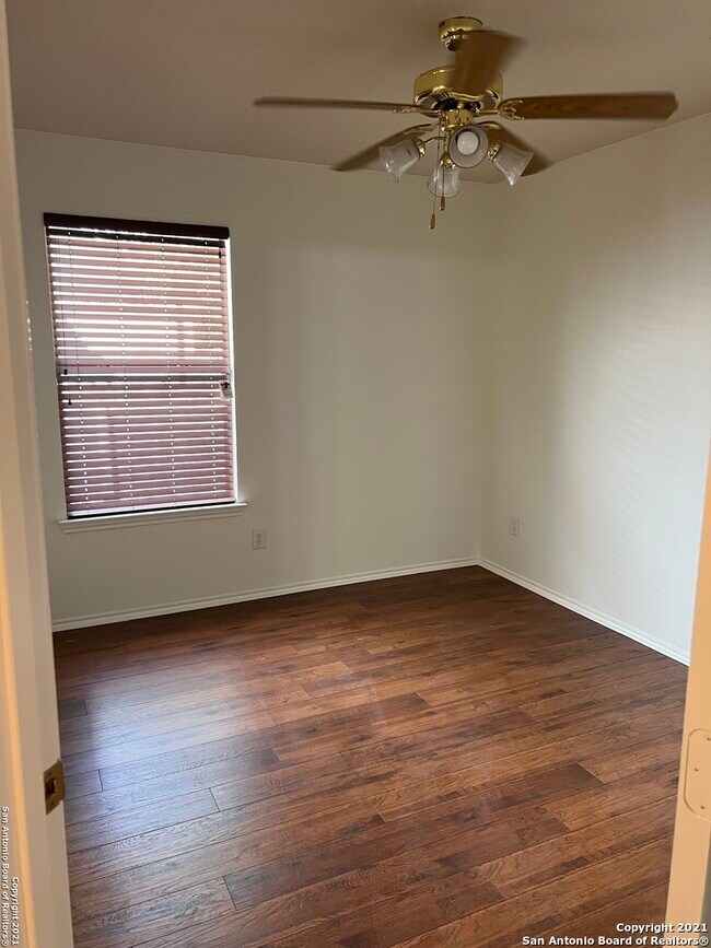 3610 Grissom Mist San Antonio, TX 78251 photo 3