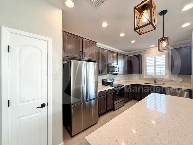 25538 North 144th Lane, Surprise, AZ 85387 photo 3